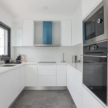 Soares - Centro - For Families - By Bedzy Villa