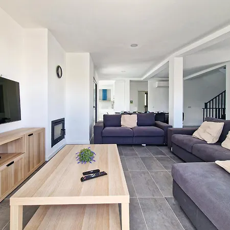 Soares - Centro - For Families - By Bedzy Vila