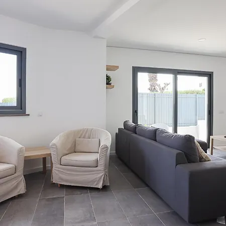 Soares - Centro - For Families - By Bedzy וילה