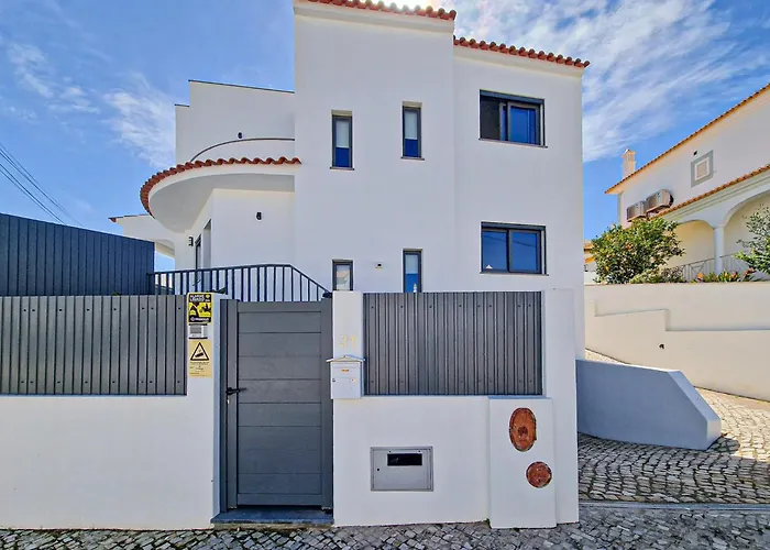 Soares - Centro - For Families - By Bedzy Albufeira