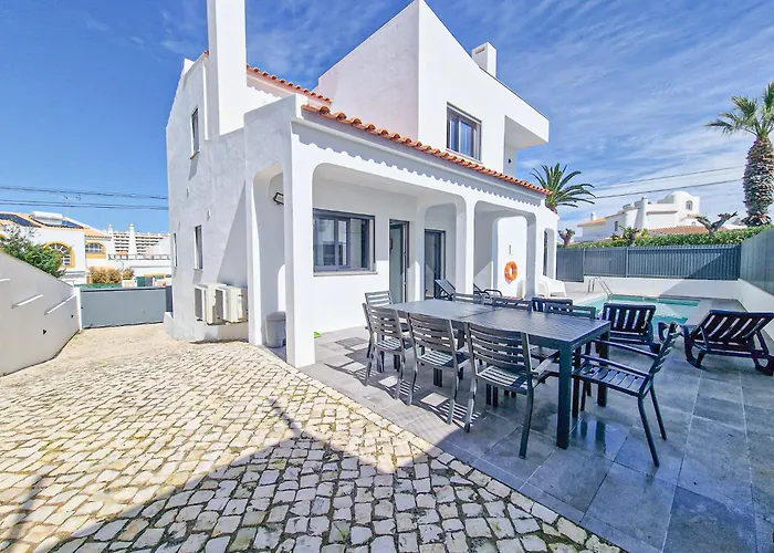 Soares - Centro - For Families - By Bedzy Albufeira