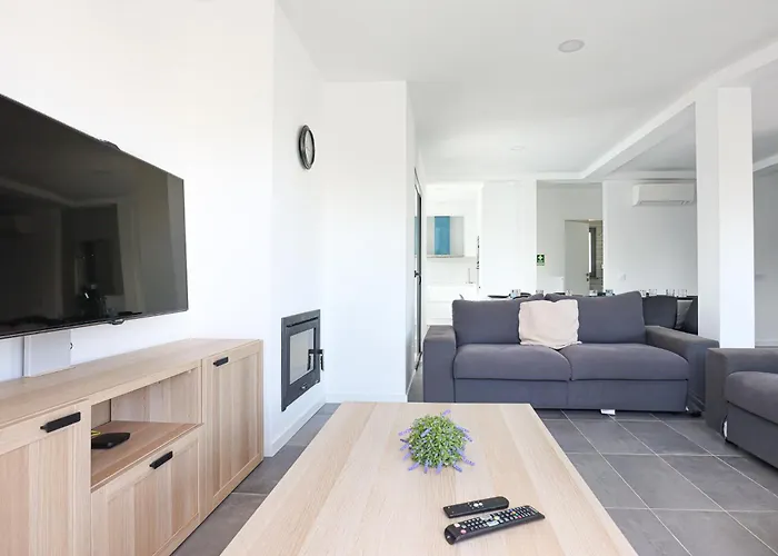 Soares - Centro - For Families - By Bedzy Albufeira