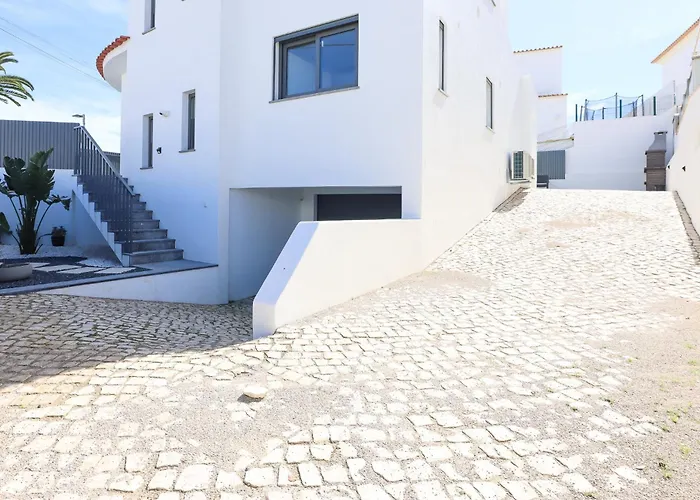 Soares - Centro - For Families - By Bedzy Albufeira