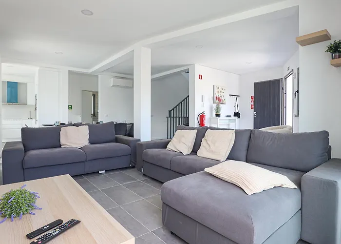 Soares - Centro - For Families - By Bedzy Albufeira