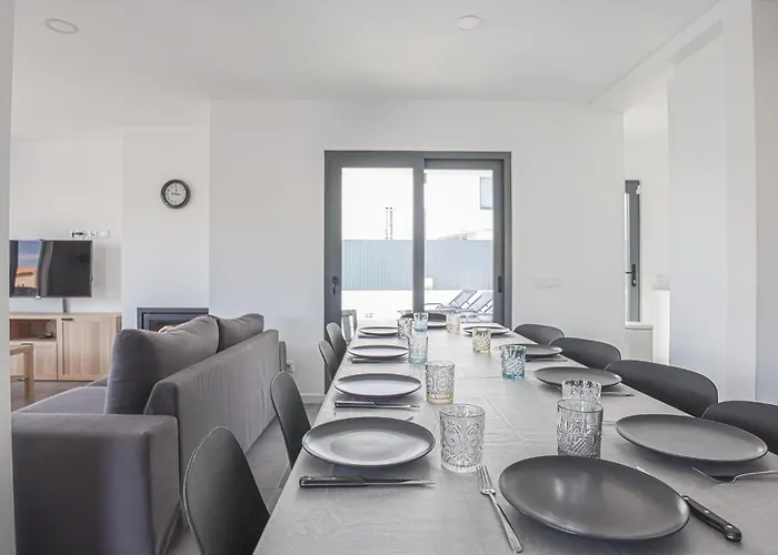 Soares - Centro - For Families - By Bedzy Vila *