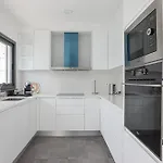 Soares - Centro - For Families - By Bedzy Villa